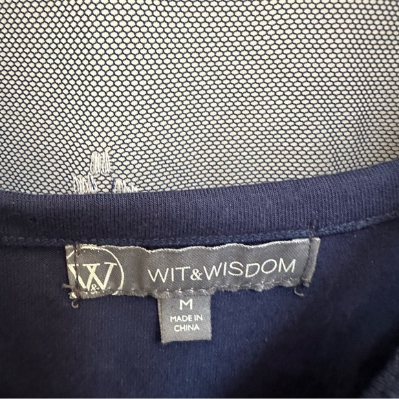 Wit & Wisdom Boho Navy Patterned Mesh Tank w/ Under Tank in Women’s Medium - Picture 3 of 4